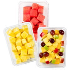 Ananas, mango of watermeloen blokjes of fruitsalade ananas/druif
